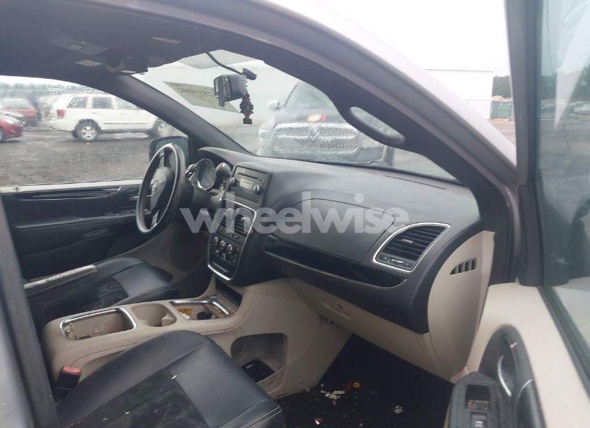 Photo 5 of 2017 Dodge Grand CARAVAN SXT (VIN 2C4RDGCG3HR561727)