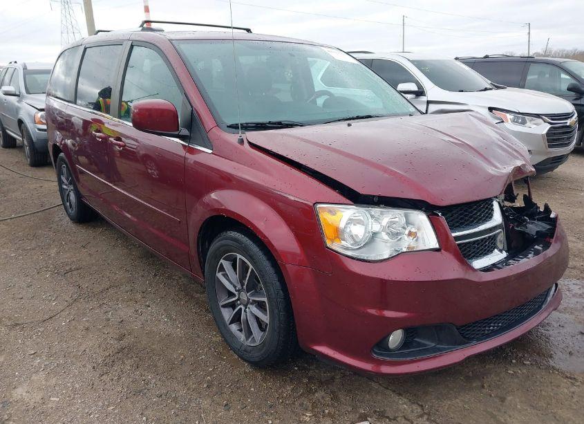 2017 Dodge Grand CARAVAN SXT (VIN 2C4RDGCG3HR691006) main photo