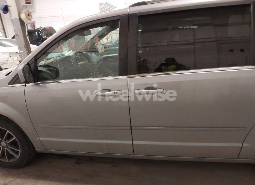 Photo 14 of 2017 Dodge Grand CARAVAN SXT (VIN 2C4RDGCG3HR817848)