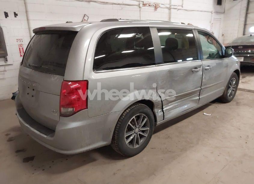 Photo 4 of 2017 Dodge Grand CARAVAN SXT (VIN 2C4RDGCG3HR817848)