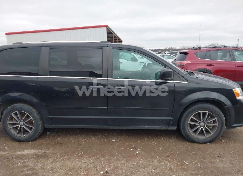 Photo 13 of 2017 Dodge Grand CARAVAN SXT (VIN 2C4RDGCG3HR861929)