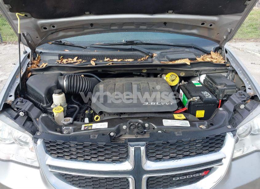 Photo 10 of 2018 Dodge Grand CARAVAN SXT (VIN 2C4RDGCG3JR159681)