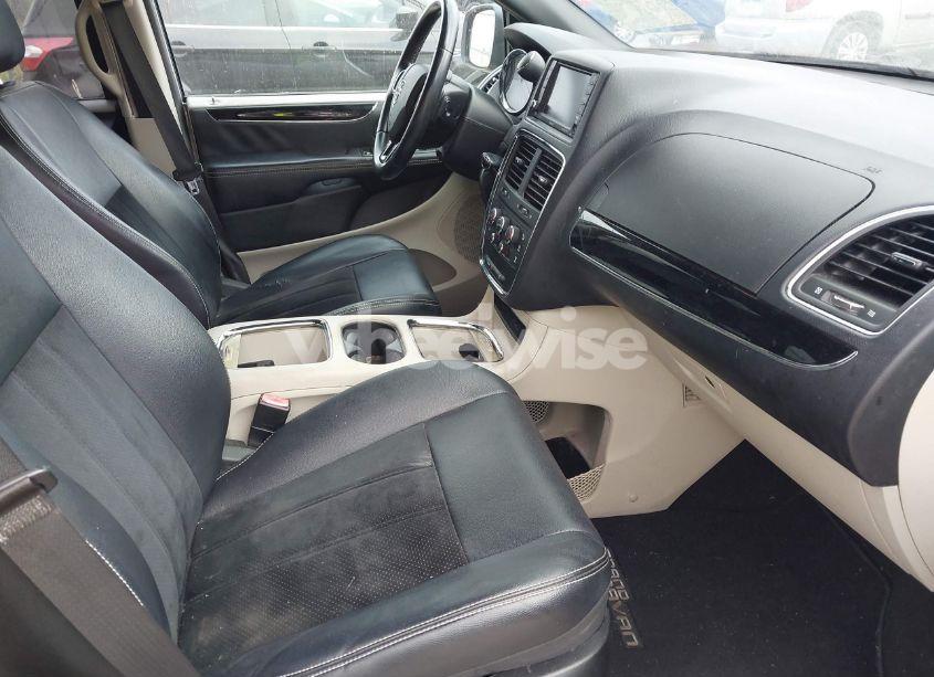 Photo 5 of 2018 Dodge Grand CARAVAN SXT (VIN 2C4RDGCG3JR159681)