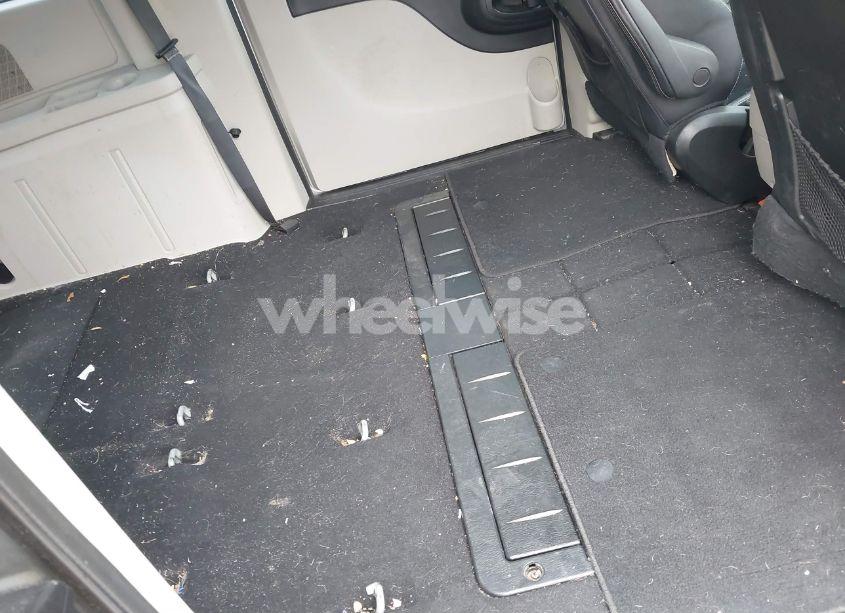 Photo 8 of 2018 Dodge Grand CARAVAN SXT (VIN 2C4RDGCG3JR159681)