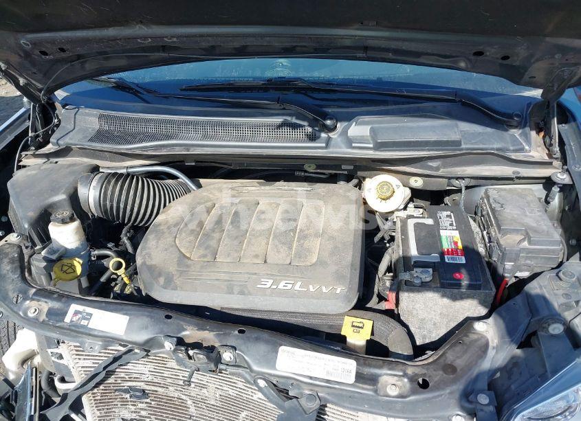 Photo 10 of 2018 Dodge Grand CARAVAN SXT (VIN 2C4RDGCG3JR183897)