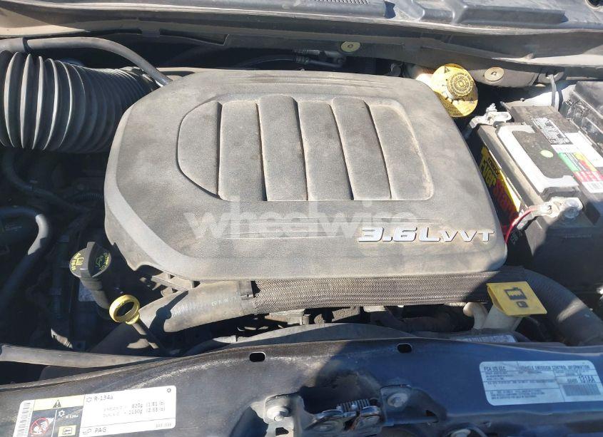 Photo 10 of 2018 Dodge Grand CARAVAN SXT (VIN 2C4RDGCG3JR192485)