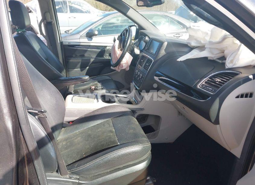 Photo 5 of 2018 Dodge Grand CARAVAN SXT (VIN 2C4RDGCG3JR192485)