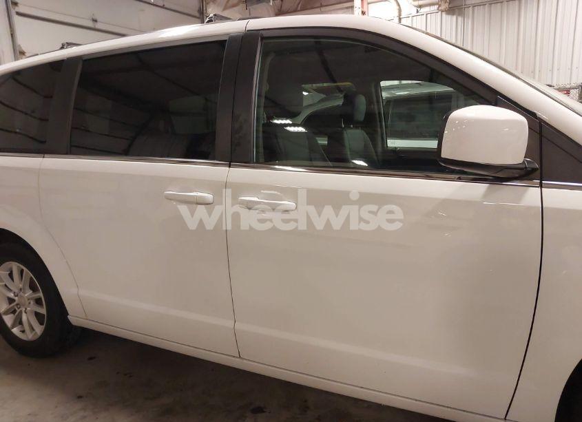 Photo 14 of 2018 Dodge Grand CARAVAN SXT (VIN 2C4RDGCG3JR249638)