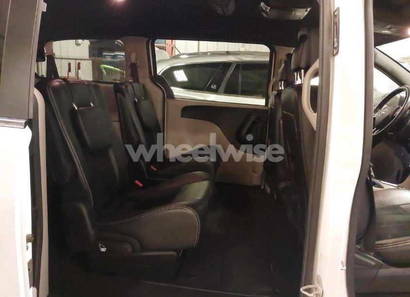 Photo 8 of 2018 Dodge Grand CARAVAN SXT (VIN 2C4RDGCG3JR249638)