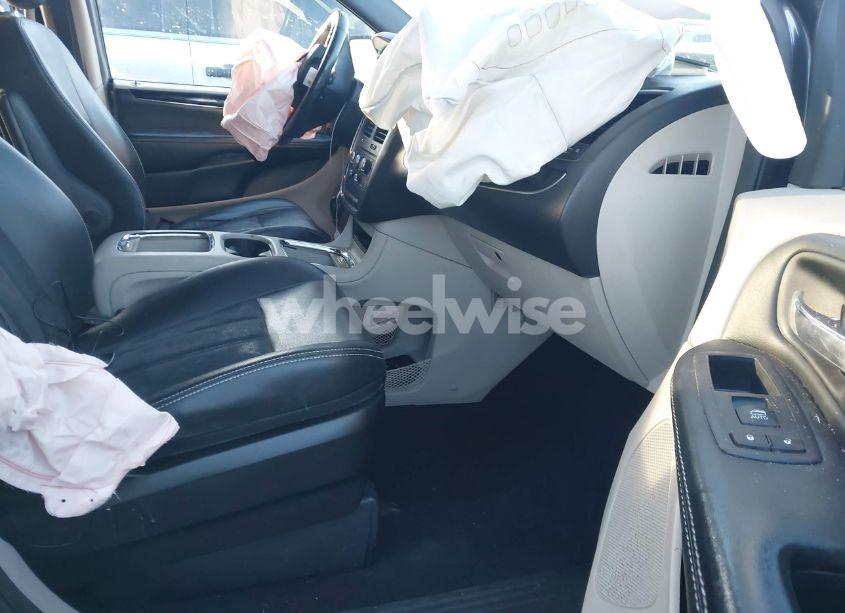 Photo 5 of 2019 Dodge Grand CARAVAN SXT (VIN 2C4RDGCG3KR514530)