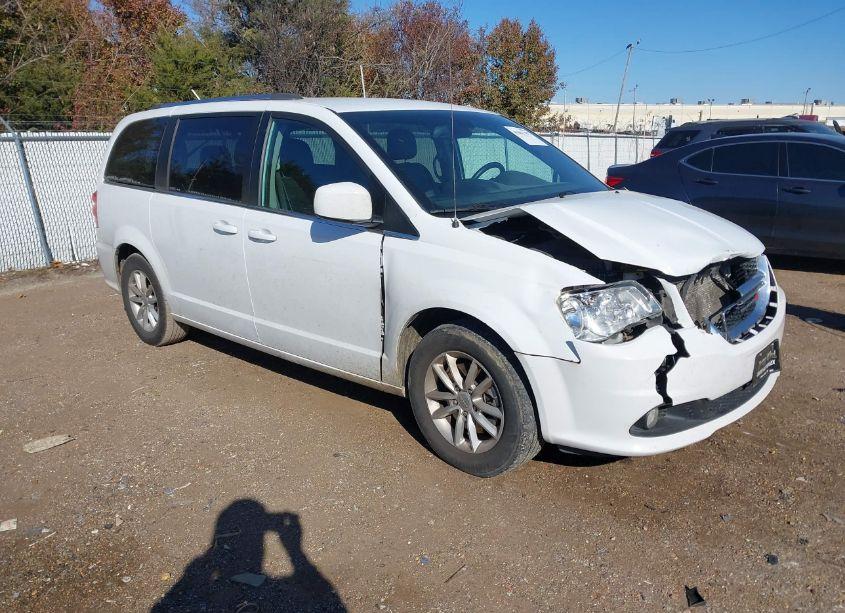 2019 Dodge Grand CARAVAN SXT (VIN 2C4RDGCG3KR518142) main photo