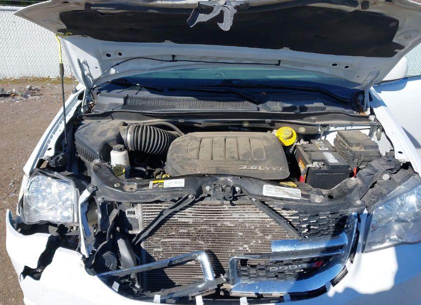 Photo 10 of 2019 Dodge Grand CARAVAN SXT (VIN 2C4RDGCG3KR518142)