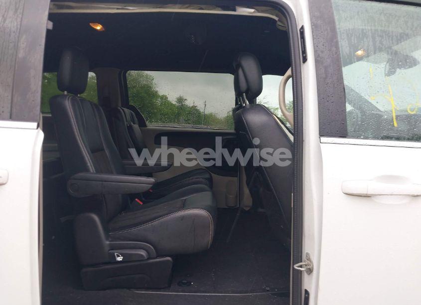 Photo 8 of 2019 Dodge Grand CARAVAN SXT (VIN 2C4RDGCG3KR543784)