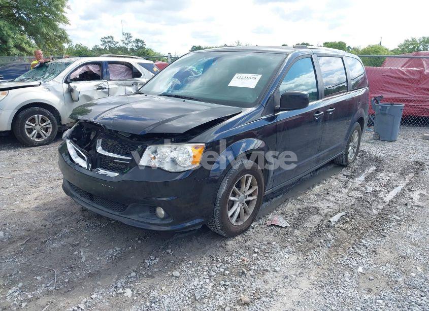 Photo 2 of 2019 Dodge Grand CARAVAN SXT (VIN 2C4RDGCG3KR647353)