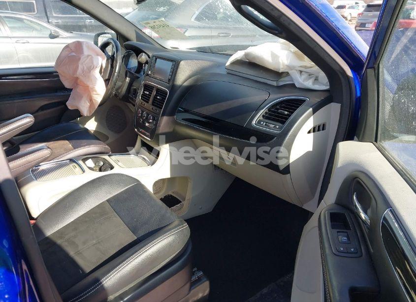 Photo 5 of 2019 Dodge Grand CARAVAN SXT (VIN 2C4RDGCG3KR757271)