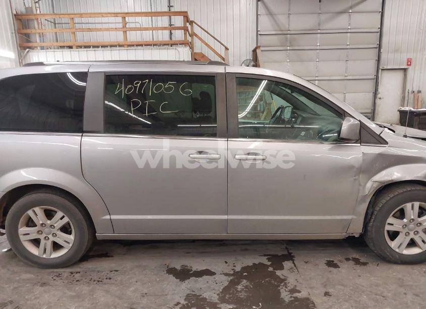 Photo 14 of 2019 Dodge Grand CARAVAN SXT (VIN 2C4RDGCG3KR760932)