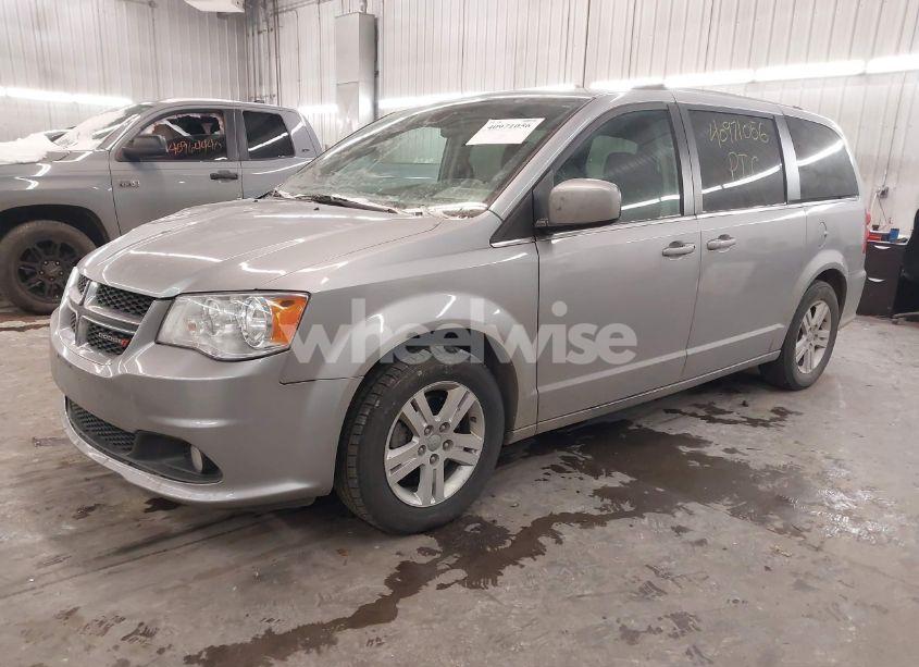 Photo 2 of 2019 Dodge Grand CARAVAN SXT (VIN 2C4RDGCG3KR760932)