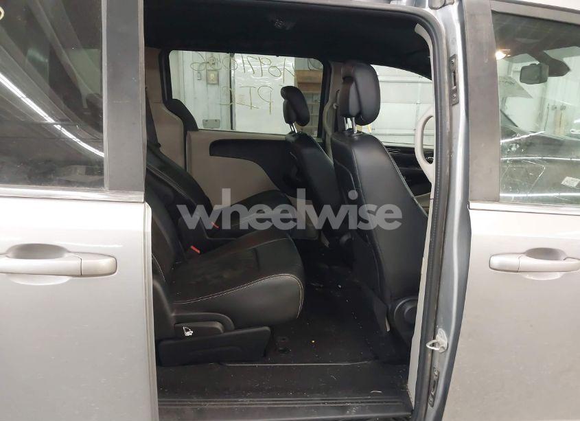 Photo 8 of 2019 Dodge Grand CARAVAN SXT (VIN 2C4RDGCG3KR760932)