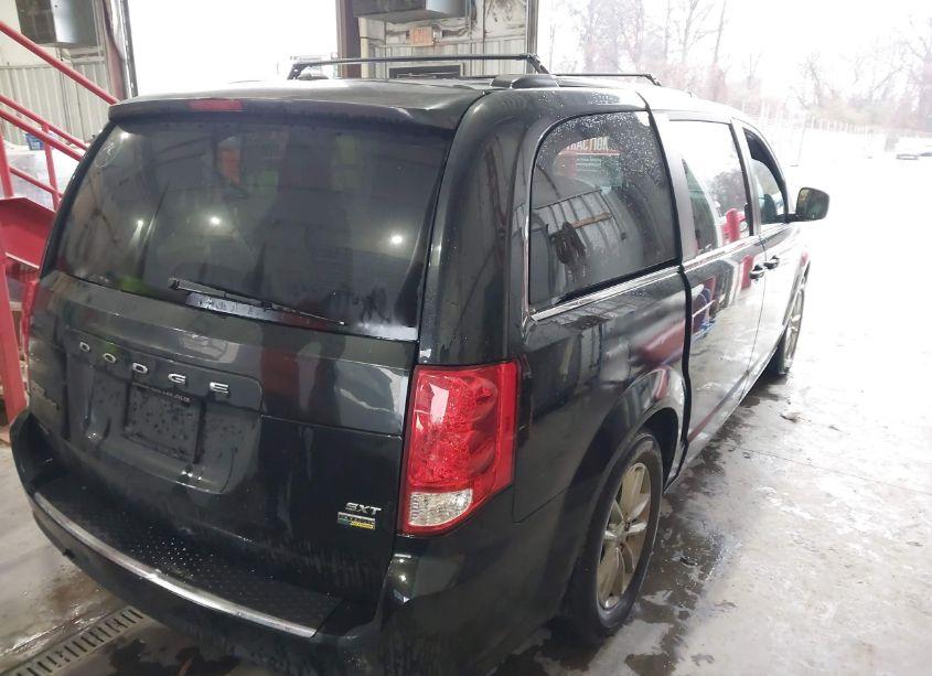Photo 4 of 2019 Dodge Grand CARAVAN SXT (VIN 2C4RDGCG3KR765371)