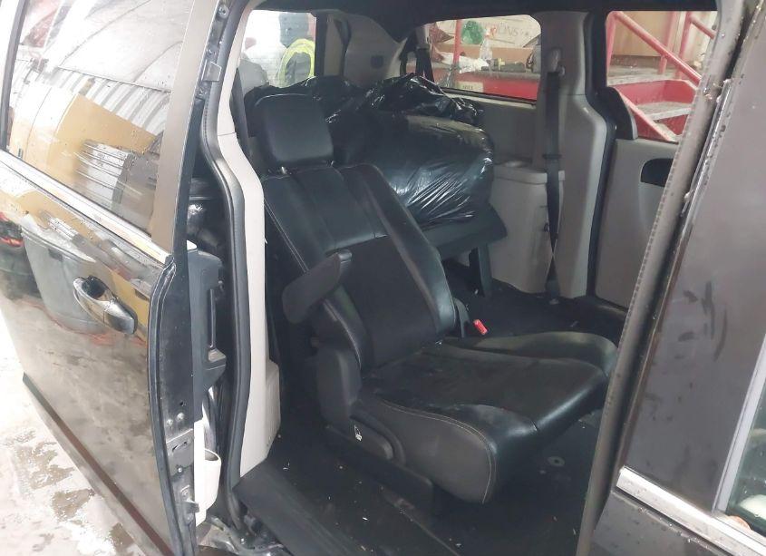 Photo 8 of 2019 Dodge Grand CARAVAN SXT (VIN 2C4RDGCG3KR765371)