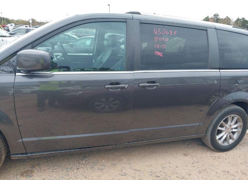 Photo 15 of 2020 Dodge Grand CARAVAN SXT (VIN 2C4RDGCG3LR201172)