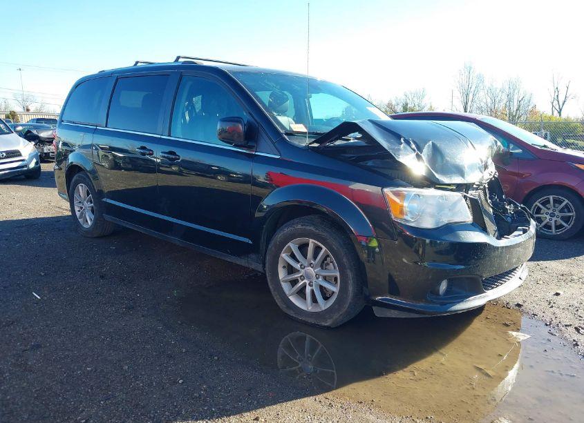 2020 Dodge Grand CARAVAN SXT (VIN 2C4RDGCG3LR252932) main photo