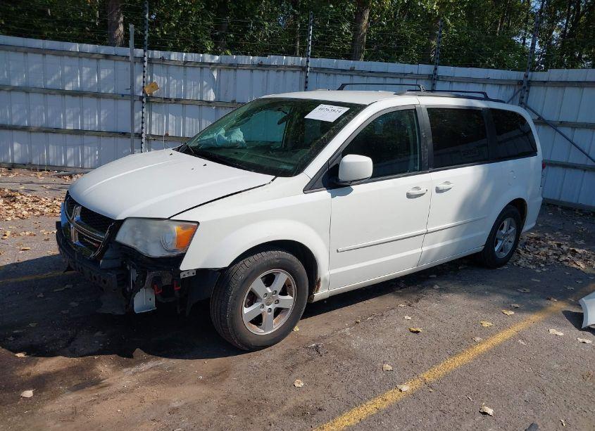 Photo 2 of 2012 Dodge Grand CARAVAN SXT (VIN 2C4RDGCG4CR373355)