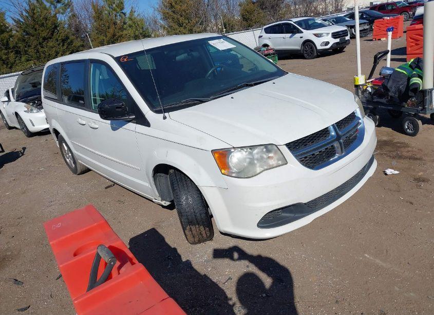 2013 Dodge Grand CARAVAN SXT (VIN 2C4RDGCG4DR537026) main photo