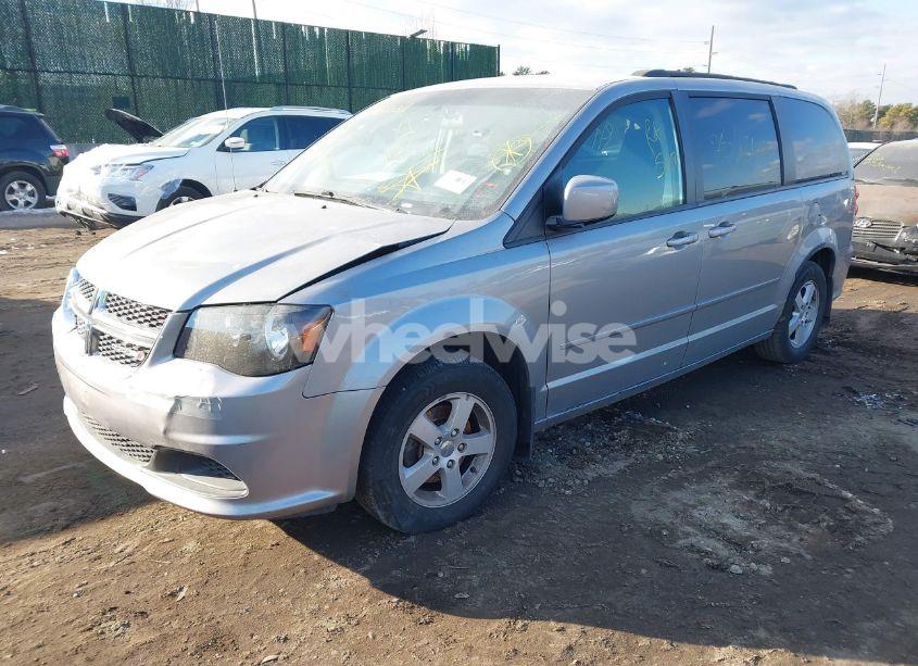 Photo 2 of 2013 Dodge Grand CARAVAN SXT (VIN 2C4RDGCG4DR553520)