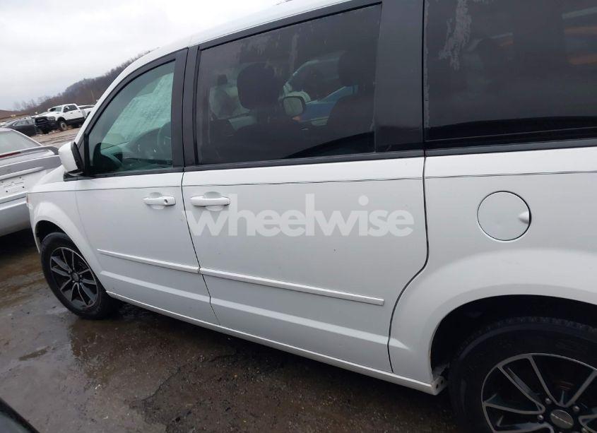 Photo 14 of 2015 Dodge Grand CARAVAN SXT (VIN 2C4RDGCG4FR625366)