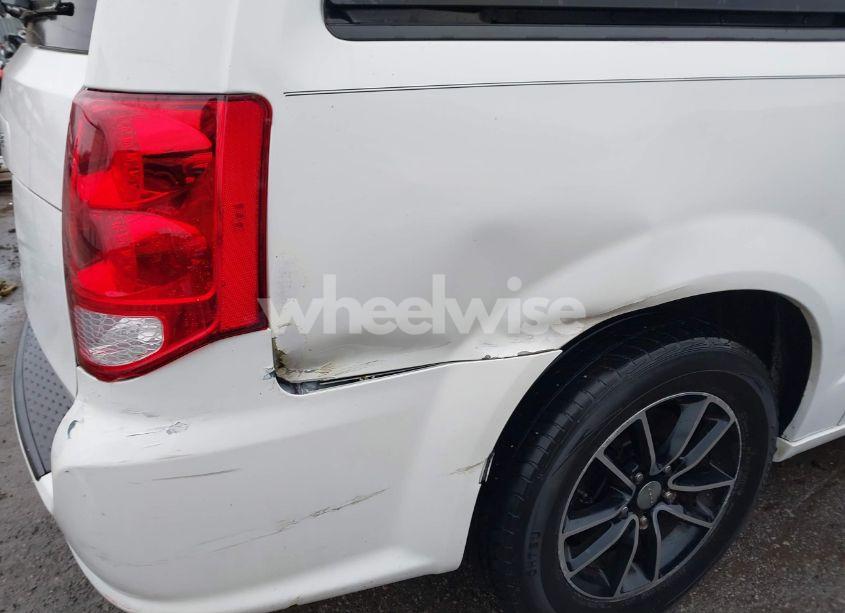 Photo 17 of 2015 Dodge Grand CARAVAN SXT (VIN 2C4RDGCG4FR625366)