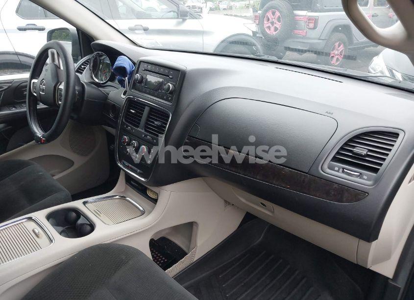 Photo 5 of 2016 Dodge Grand CARAVAN SXT (VIN 2C4RDGCG4GR151985)