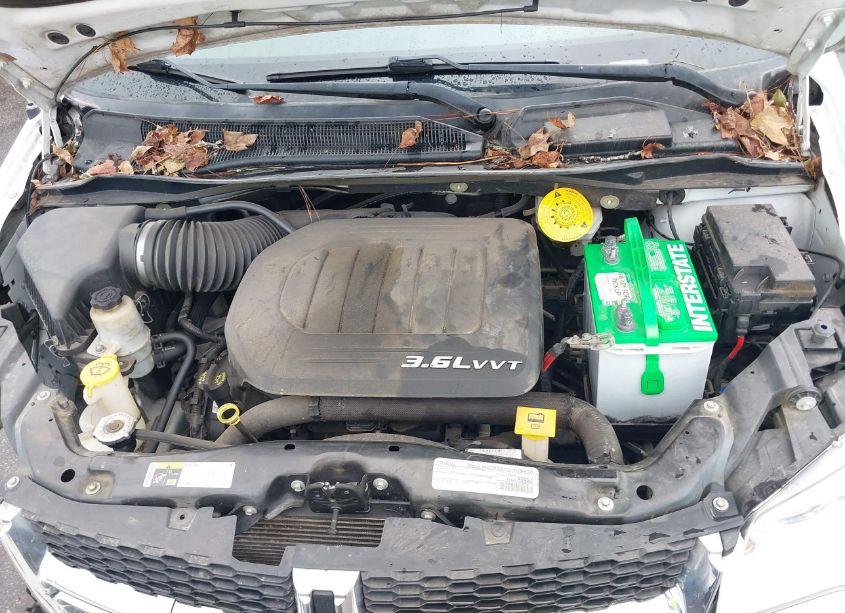 Photo 10 of 2016 Dodge Grand CARAVAN SXT (VIN 2C4RDGCG4GR178684)