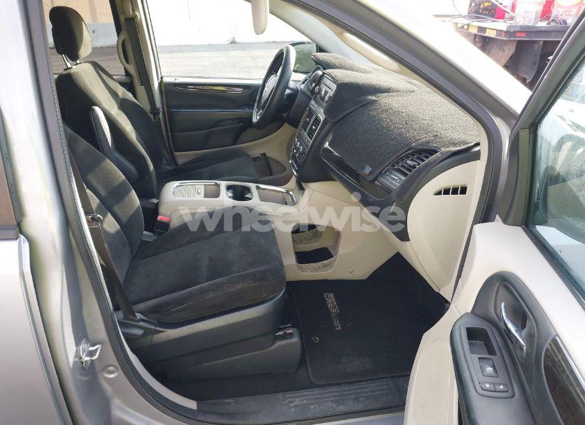 Photo 5 of 2016 Dodge Grand CARAVAN SXT (VIN 2C4RDGCG4GR337025)