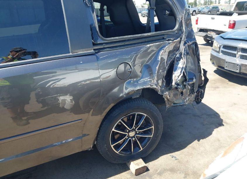 Photo 6 of 2016 Dodge Grand CARAVAN SXT (VIN 2C4RDGCG4GR348042)