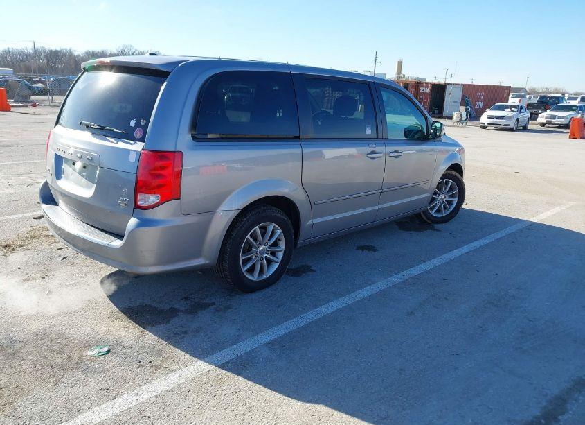 Photo 4 of 2016 Dodge Grand CARAVAN SXT (VIN 2C4RDGCG4GR352320)