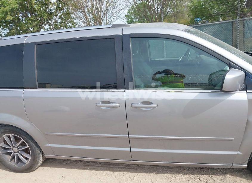 Photo 14 of 2017 Dodge Grand CARAVAN SXT (VIN 2C4RDGCG4HR546296)