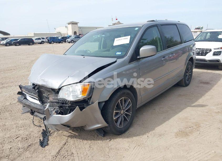 Photo 2 of 2017 Dodge Grand CARAVAN SXT (VIN 2C4RDGCG4HR546296)
