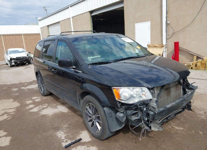 2017 Dodge Grand CARAVAN SXT (VIN 2C4RDGCG4HR596292) main photo