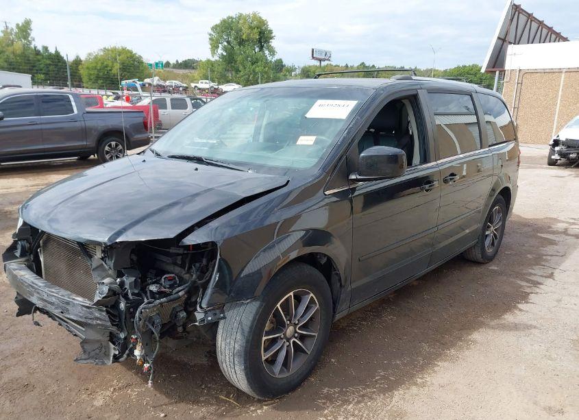 Photo 2 of 2017 Dodge Grand CARAVAN SXT (VIN 2C4RDGCG4HR596292)