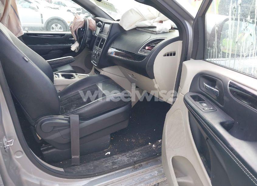 Photo 5 of 2017 Dodge Grand CARAVAN SXT (VIN 2C4RDGCG4HR616556)