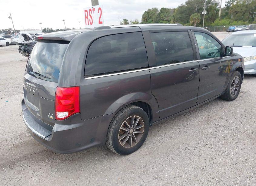 Photo 4 of 2017 Dodge Grand CARAVAN SXT (VIN 2C4RDGCG4HR673193)