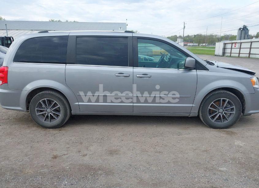 Photo 13 of 2017 Dodge Grand CARAVAN SXT (VIN 2C4RDGCG4HR786495)