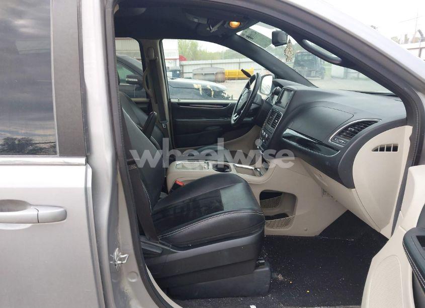 Photo 5 of 2017 Dodge Grand CARAVAN SXT (VIN 2C4RDGCG4HR786495)