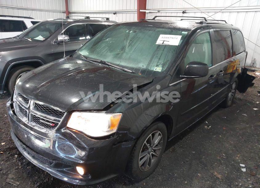 Photo 2 of 2017 Dodge Grand CARAVAN SXT (VIN 2C4RDGCG4HR801075)