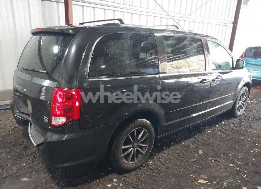 Photo 4 of 2017 Dodge Grand CARAVAN SXT (VIN 2C4RDGCG4HR801075)