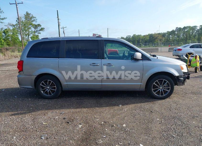 Photo 13 of 2017 Dodge Grand CARAVAN SXT (VIN 2C4RDGCG4HR852608)