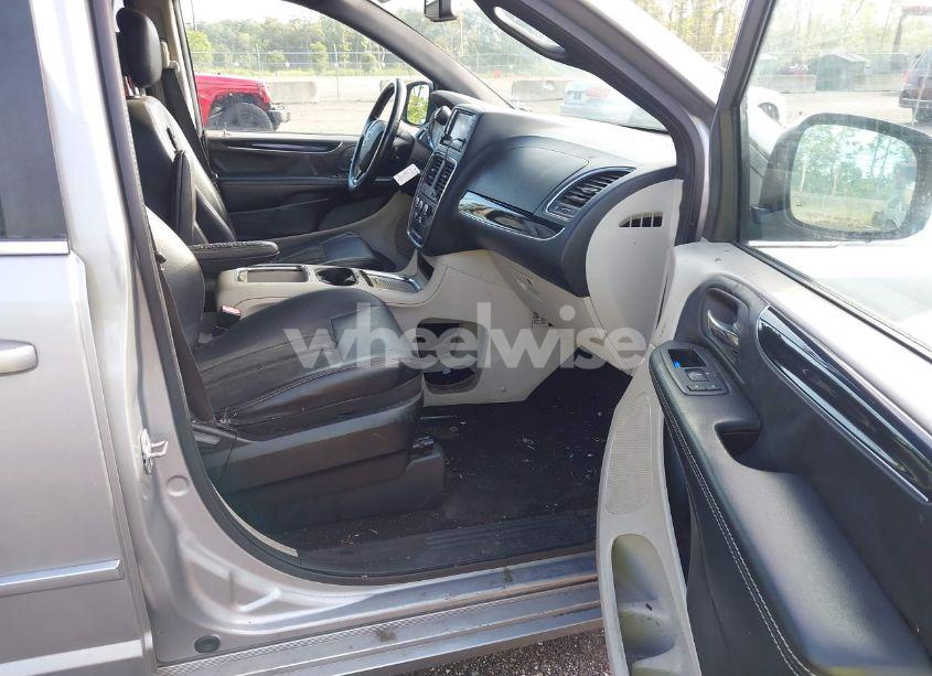 Photo 5 of 2017 Dodge Grand CARAVAN SXT (VIN 2C4RDGCG4HR852608)