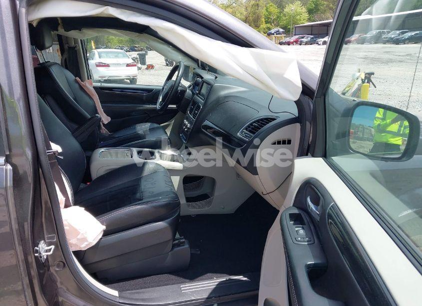 Photo 5 of 2018 Dodge Grand CARAVAN SXT (VIN 2C4RDGCG4JR206720)