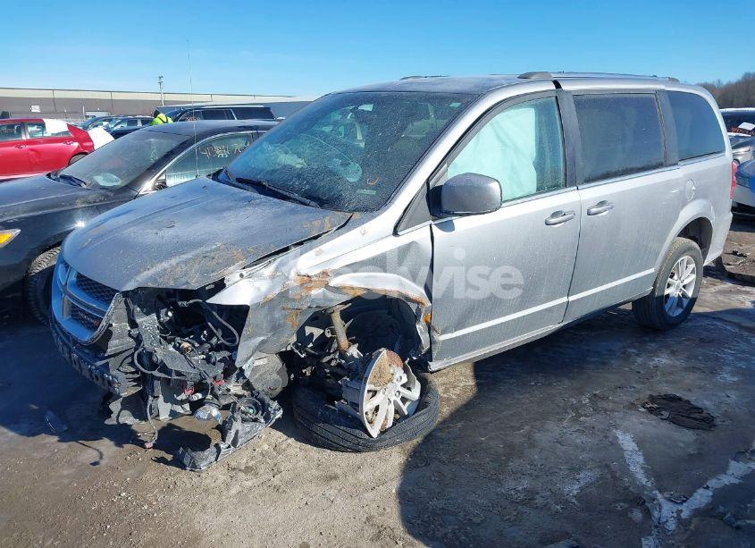 Photo 2 of 2018 Dodge Grand CARAVAN SXT (VIN 2C4RDGCG4JR215790)